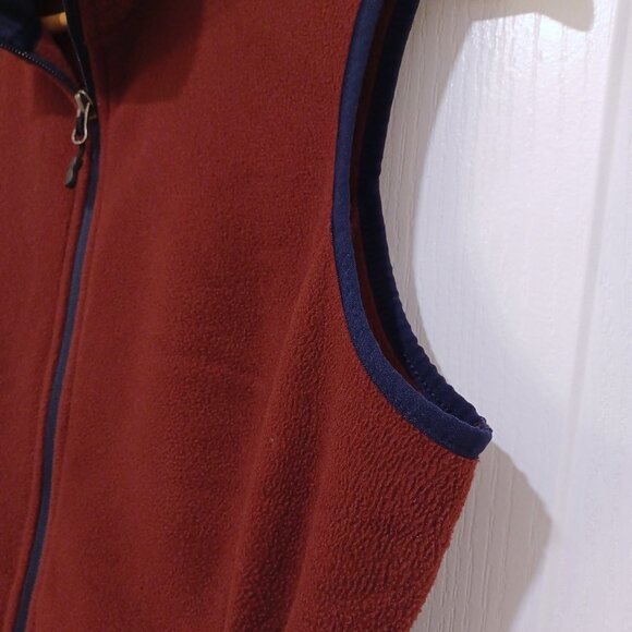 Amazon Essentials Vest - Picture 4 of 8